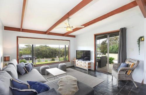 Port Elliot House | Port Elliot Coastal Cottage - 18 Handby Street,Port Elliot, No Linen Included