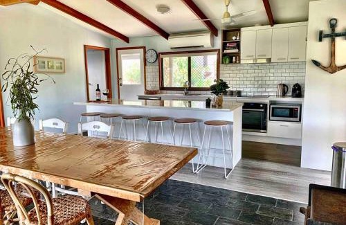 Port Elliot House | Port Elliot Coastal Cottage - 18 Handby Street,Port Elliot, No Linen Included