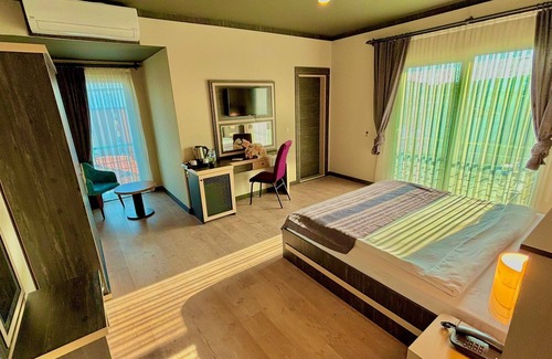 Nilufer Hotel | PORT HOTEL GÖRÜKLE