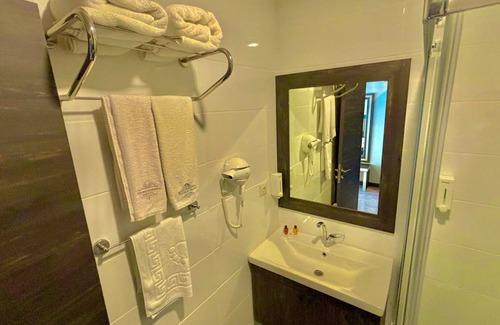Nilufer Hotel | PORT HOTEL GÖRÜKLE