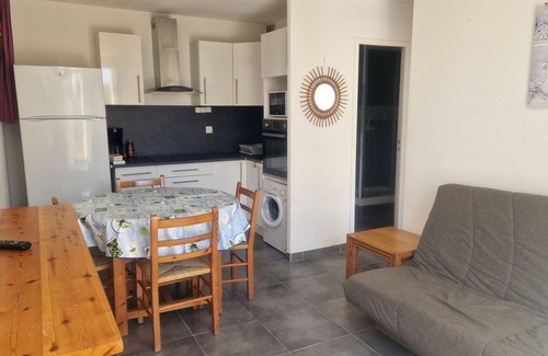 Port Leucate Apartment | Port leucate apartment, 3 rooms with large terrace 300 M from the beach