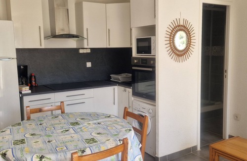 Port Leucate Apartment | Port leucate apartment, 3 rooms with large terrace 300 M from the beach