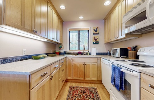 Port Ludlow Hotel | Port Ludlow condos with beautiful water views