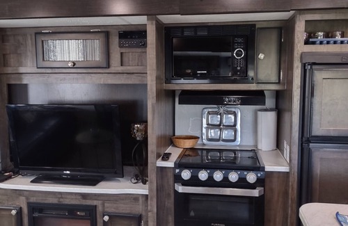 Port St. Joe House | Port Saint Joe 1/1 Trailer that sleeps 4, only 2 blocks to Beach -Pet friendly!