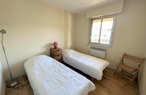 Port-Vendres Apartment | Port-Vendres: T2 4 pers ascenseur, loggia ensoleillée, près des commerces - FR-1-309-188