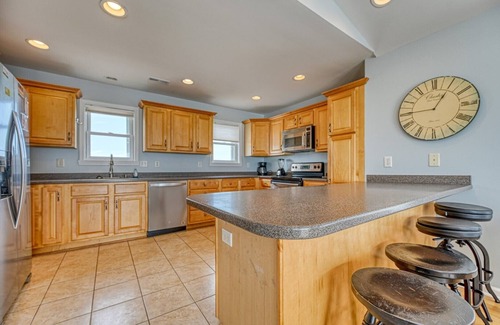 Ocean City Beach House | Portals - A beautiful oceanfront, 5 bedroom, 3 1/2 bath private cottage!