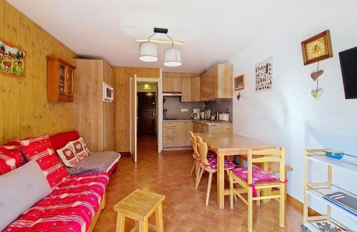 Chatel Apartment | Portes Du Soleil PSB196 TELECABINE & MOUNTAIN 4 Per