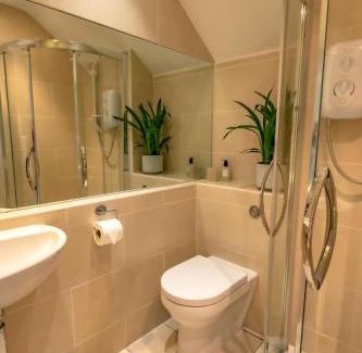 Porth Apartment | Porth Sands Beachfront Apartment