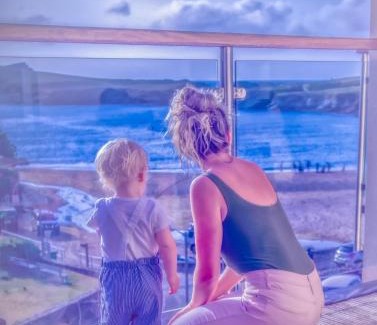 Porth Apartment | Porth Sands Beachfront Apartment