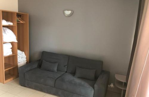 Grosseto-Prugna Apartment | Porticcio centre plage à pieds, studio-cabine 4 Pers max, promo 7 nuits