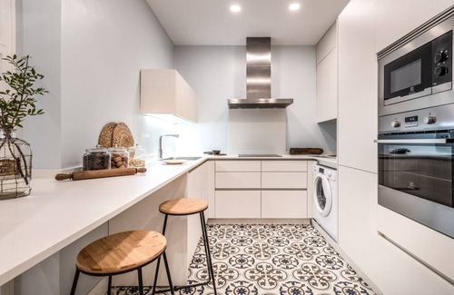 Milla de Oro Apartment | Portici - 2 bedrooms and terrace in Goya