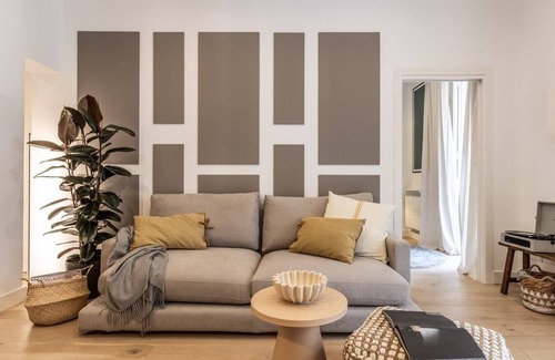 Milla de Oro Apartment | Portici - 2 bedrooms and terrace in Goya
