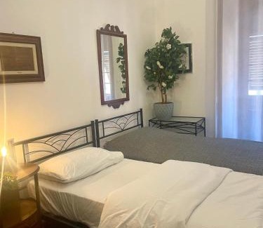 Pegli House | Porto Di Colombo - Affittacamere vicino spiaggia e città