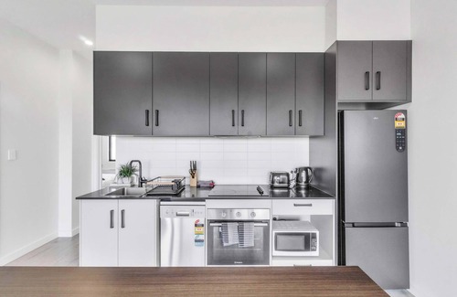 Port Adelaide Apartment | Portside Paradise - Steps away from the Port