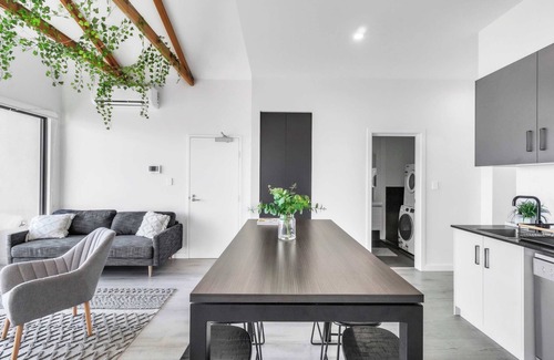 Port Adelaide Apartment | Portside Paradise - Steps away from the Port
