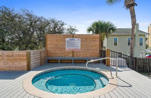 West Panama City Beach Apartment | Portside Resort Pet Friendly Rentals by Panhandle Getaways