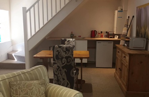 Burrington Hotel | Portsmouth Arms Hotel rooms and cottages