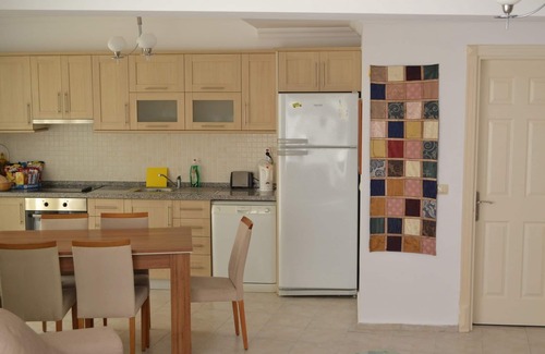 Fethiye City Center Apartment | Poseidon 3, luxury 3 bedroom apartment with unobstructed beach and sea views.