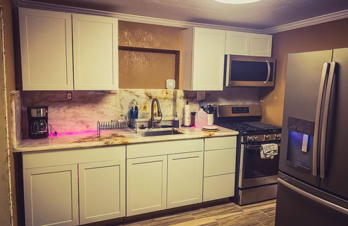 Fort Walton Beach House | Posh 2 BR 1 Ba Close to Beach Shops and Bases in central fort Walton beach