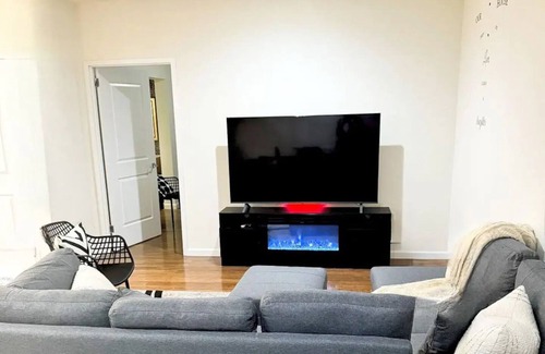 East Orange Apartment | Posh 2BR/2BA King Bed! Free Parking! 30 Min to NYCnn