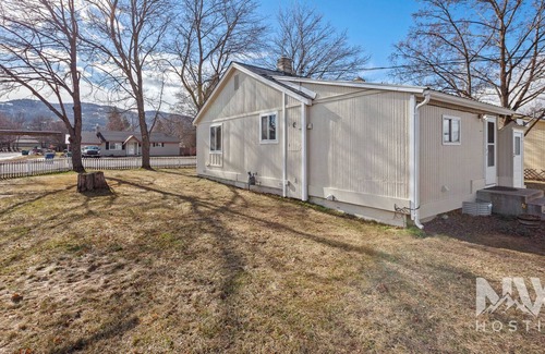 Post Falls House | Post Falls | Parking for RV & Boat | Sleeps 4