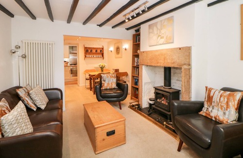 Cromford Cottage | POST OFFICE COTTAGE, family friendly, with a garden in Cromford
