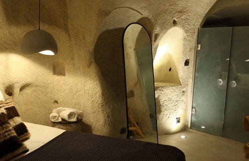 Ortahisar Hotel | Potamia Cave Suites