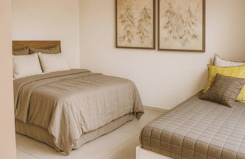 Velha Hotel | Pousada Casa da Maga