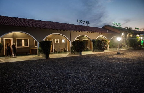 Visconde de Taunay Hotel | Pousada Pioneiro