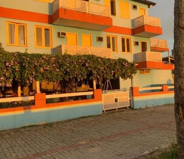 Conceicao da Barra Hotel | Pousada Portunhol do Cais