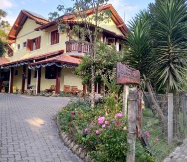 Sao Francisco de Paula Hotel | Pousada Unser Haus