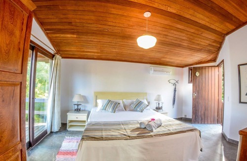 Arroio Hotel | Pousada Vigia das Marés - Praia do Rosa - SC