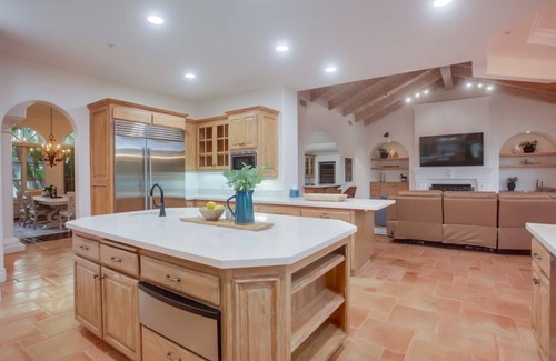 Poway House | Poway Villa - Private Resort