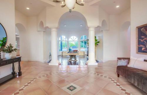 Poway House | Poway Villa - Private Resort