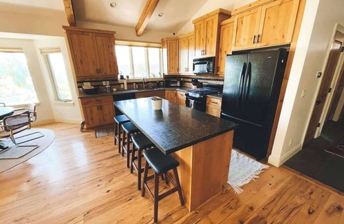 Eden House | Powder Mountain 5 Bedroom Home Woodfired Sauna