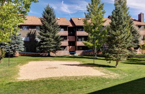 Kimball Junction Apartment | Powderwood Condos 11C by Moose Management
