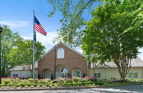 Berkeley Condo | Powhatan 2 bedroom · Historic Charm @ Powhatan! Two Bedroom Suite.