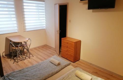 Ujlipotvaros House | Pozsonyifirst 2 privat room