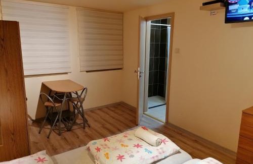 Ujlipotvaros House | Pozsonyifirst 2 privat room