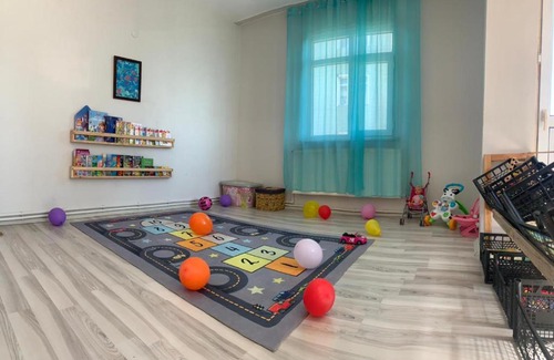 Pendik Apartment | Près AÉROPORT SAW MINIMALISTE 90m²
