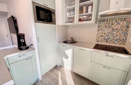 Cagnes-sur-Mer Condo | Près de la plage! Charmant Appart rénové + Piscine