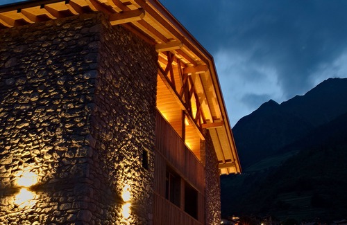 Parcines House | Pröfinghof - Holiday apartment in a rustic barn