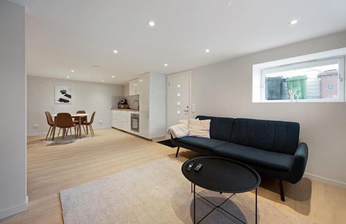 Stavanger Apartment | Practical Basement Apt with all home comforts close to City Centre