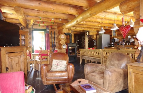 Pralognan-la-Vanoise Ski Chalet | Pralognan La Vanoise: Apartment/flat - Pralognan la vanoise