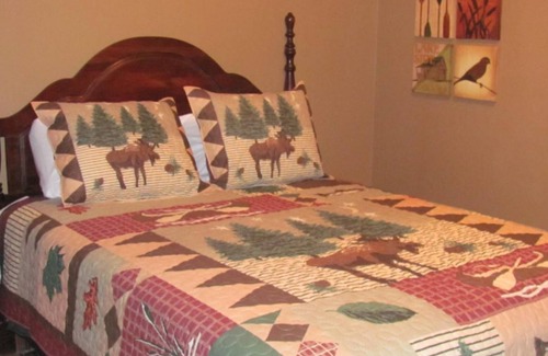 Laurelville Cottage | Prancing Doe--Hot Tub, Fishing Pond--Hocking Hills