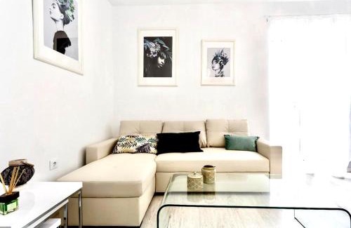 Old Town Apartment | precioso piso en playa caleta
