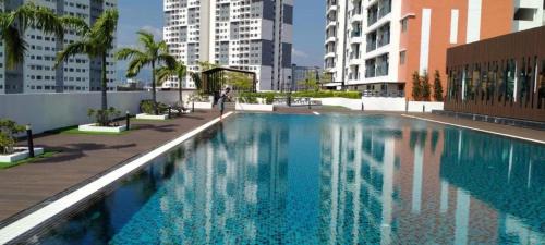 Central Seberang Perai House | Preferred30 3R2B 7pax Meritus Perai