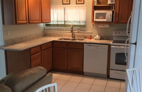 Siesta Key Cottage | Prem 2Bed/2Bath Gate House Cottage with private beach access!