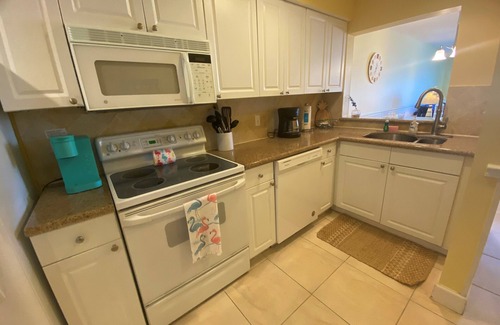 Crescent Beach Condo | Premier 2 Bed 2.5 Bath Ocean View Corner Townhouse