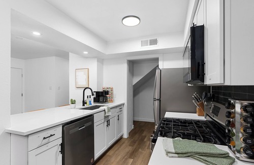 South Lamar House | Premier Access Zilker Park & SoCo